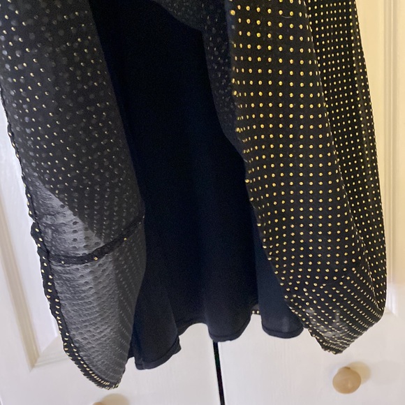 Black and Gold Dress - Picture 5 of 8